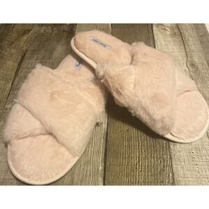 Splendid Fuzzy Faux Fur Crisscross Slippers Pink Size S/M